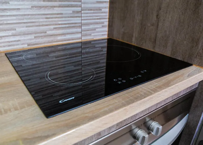 Benalhome - Tu Hogar Con Terraza Y Ducha Exterior