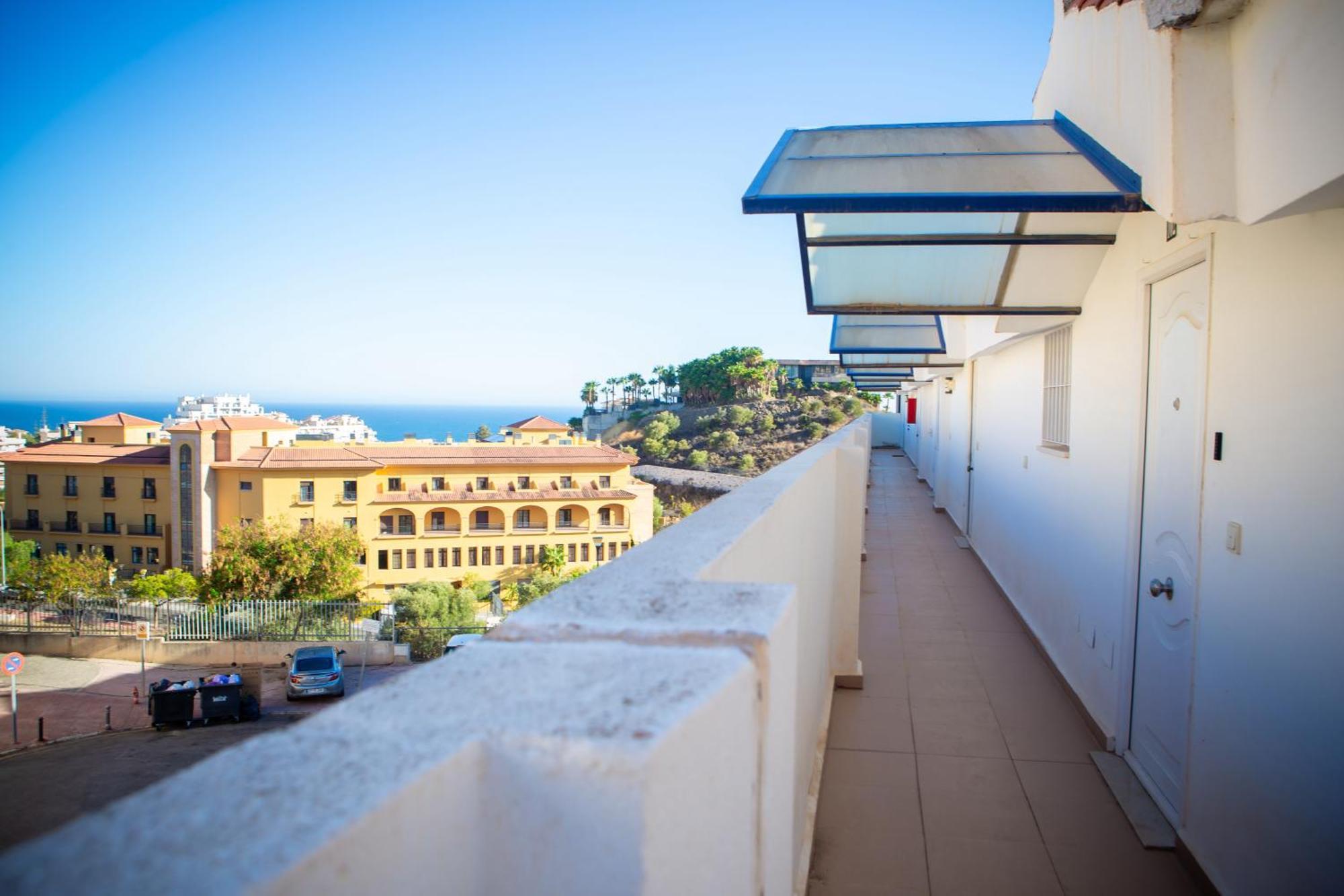 Benalhome - Tu Hogar Con Terraza Y Ducha Exterior Appartamento *